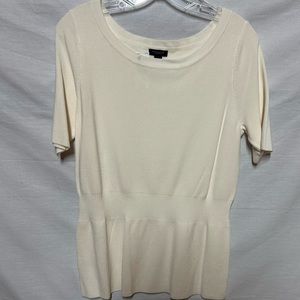 Ann Taylor Winter White Short Sleeve peplum Sweater - NWT Size Large